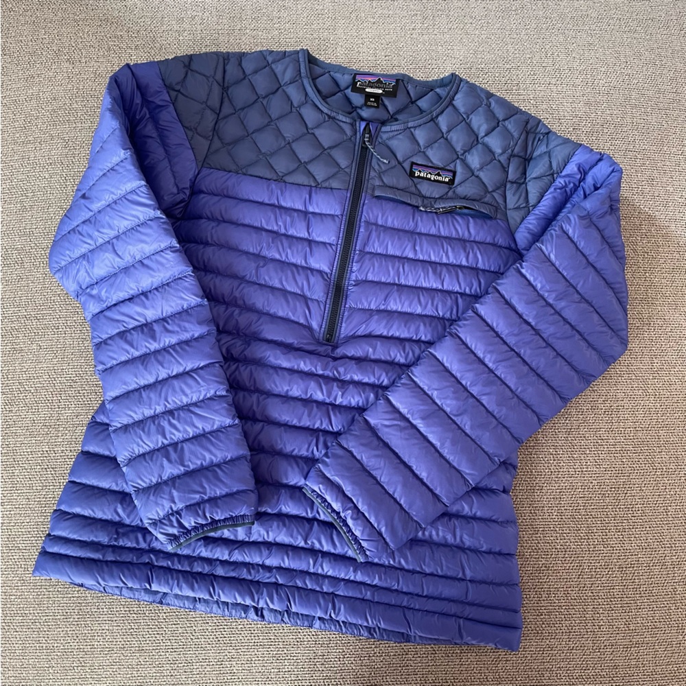 NWOT Patagonia Women's AlpLight Down Pullover
